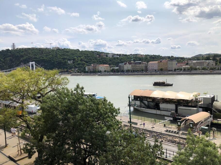 Baroque Danube Panorama Red Lejlighed Budapest